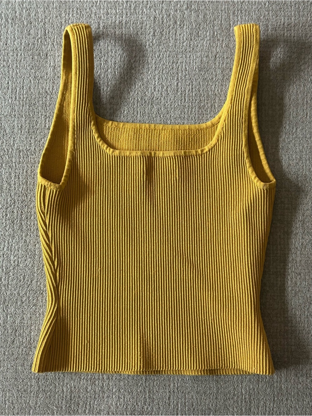 Babaton Ribbed Tank Set of 3 - Picture 6 of 7